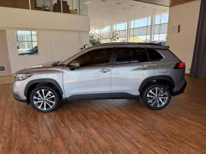 Toyota Corolla Cross 1.8 HEV XR - Image 12