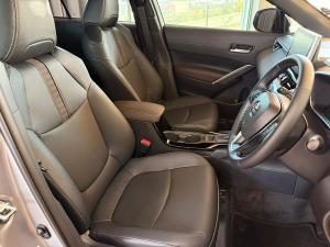 Toyota Corolla Cross 1.8 HEV XR - Image 14