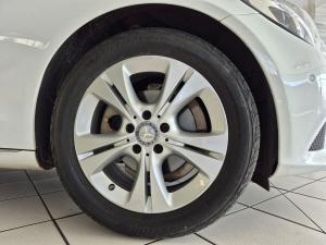 Mercedes-Benz C-Class C180 auto - Image 11