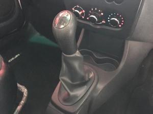 Nissan NP200 1.6i - Image 10