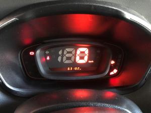 Renault Kwid 1.0 Techno manual - Image 12