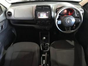Renault Kwid 1.0 Techno manual - Image 9