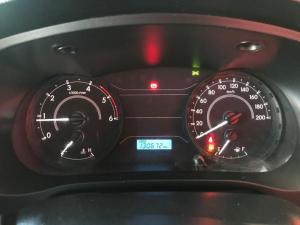 Toyota Hilux 2.4GD single cab S (aircon) - Image 14