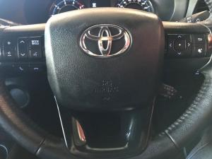 Toyota Hilux 2.8GD-6 Xtra cab Legend auto - Image 18