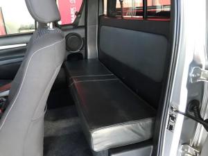 Toyota Hilux 2.8GD-6 Xtra cab Legend auto - Image 8