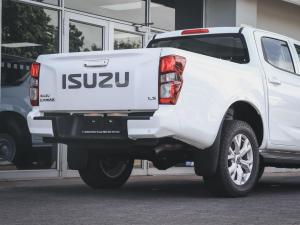Isuzu D-Max 1.9TD double cab LS manual - Image 10