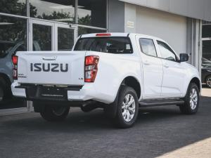 Isuzu D-Max 1.9TD double cab LS manual - Image 11