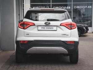 Mahindra XUV300 1.5TD W8 - Image 13