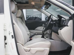 Mahindra XUV300 1.5TD W8 - Image 15