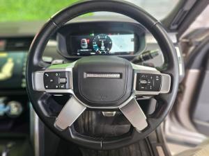 Land Rover Discovery D300 R-Dynamic HSE - Image 21