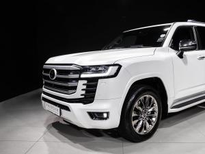 Toyota Land Cruiser 300 3.3D ZX - Image 21