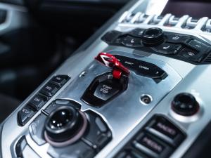 Lamborghini Aventador LP700-4 - Image 29