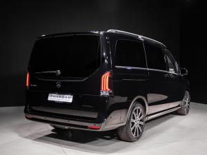 Mercedes-Benz V-Class V300d Exclusive - Image 20
