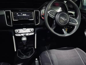 GWM P-Series 2.0TD double cab SX manual - Image 8