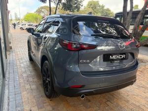 Mazda CX-5 2.0 Carbon Edition - Image 4