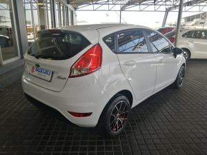 Ford Fiesta 5-door 1.0T Ambiente - Image 7