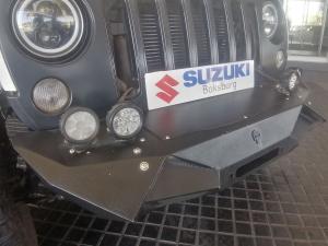 Jeep Wrangler Unlimited 3.6L Polar Edition - Image 19