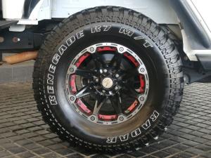 Jeep Wrangler Unlimited 3.6L Polar Edition - Image 29