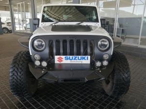 Jeep Wrangler Unlimited 3.6L Polar Edition - Image 2