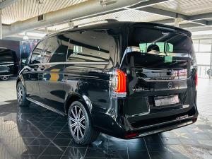 Mercedes-Benz V-Class V300d Exclusive - Image 14