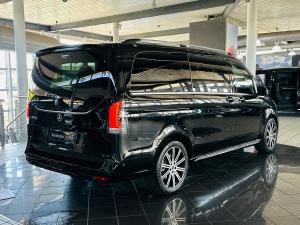 Mercedes-Benz V-Class V300d Exclusive - Image 2