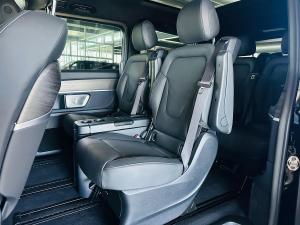 Mercedes-Benz V-Class V300d Exclusive - Image 6