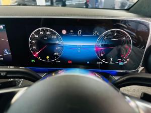 Mercedes-Benz V-Class V300d Exclusive - Image 8