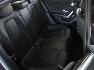 Mercedes-Benz CLA CLA220d Progressive - Image 17