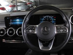 Mercedes-Benz GLB GLB220d 4Matic Progressive - Image 10