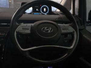 Hyundai Staria 2.2D Luxury - Image 14