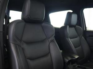 Isuzu D-Max 3.0TD double cab V-Cross 4x4 - Image 17