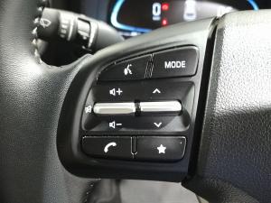 Hyundai Venue 1.2 Executive - Image 17