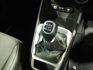 Hyundai Venue 1.2 Executive - Image 19