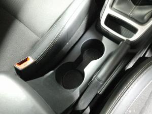 Hyundai Venue 1.2 Executive - Image 20