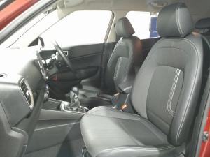 Hyundai Venue 1.2 Executive - Image 9