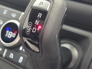 Land Rover Defender 110 D250 X-Dynamic SE - Image 8