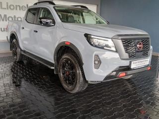 Nissan Navara 2.5DDTi double cab Pro-2X
