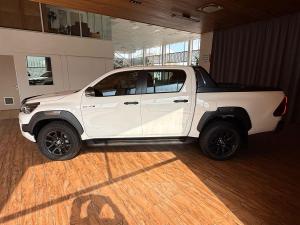 Toyota Hilux 2.8GD-6 double cab Legend auto - Image 9
