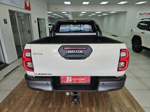 Toyota Hilux 2.8GD-6 Xtra cab Legend auto - Image 5