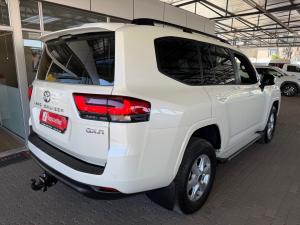 Toyota Land Cruiser 300 3.3D GX-R - Image 2