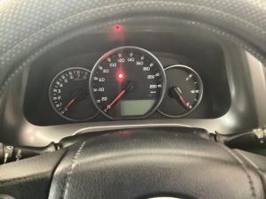 Toyota RAV4 2.0 GX auto - Image 9