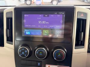 Toyota Quantum 2.8 SLWB bus 14-seater GL auto - Image 13