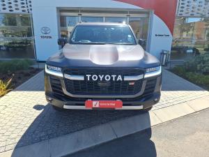 Toyota Land Cruiser 300 3.3D GR-Sport - Image 4