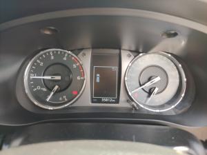 Toyota Hilux 2.4GD-6 single cab Raider manual - Image 11