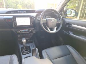 Toyota Hilux 2.8GD-6 double cab 4x4 Raider auto - Image 7
