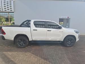 Toyota Hilux 2.8GD-6 double cab 4x4 Raider auto - Image 3