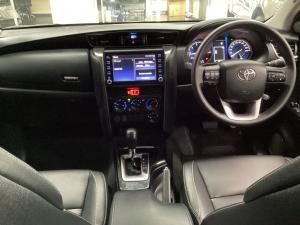 Toyota Fortuner 2.4GD-6 4x4 - Image 6