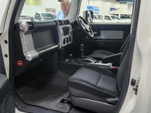 Toyota FJ Cruiser FJ Cruiser - Image 7