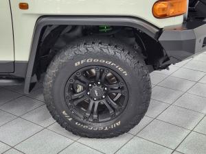 Toyota FJ Cruiser FJ Cruiser - Image 10