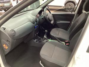 Nissan NP200 1.6i safety pack (aircon) - Image 7